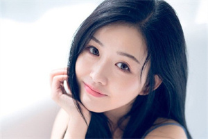 In Shanghai, the relationship between gender and career has always been an important topic of social discussion. With the development of the economy and the change of social concepts, young people's c In Shanghai, the relationship between gender and career has always been an important topic of social discussion. With the development of the economy and the change of social concepts, young people's c